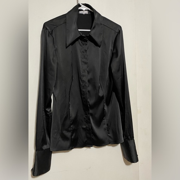 DANIELLE BERNSTEIN Tops - Danielle Bernstein Women blouse. Size 12